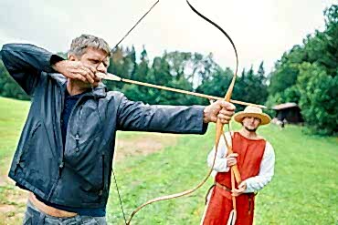 стрельба из лука на тимбилдинге